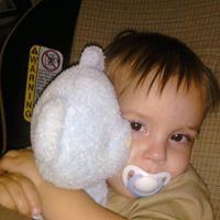 Julian Perez Photo 34