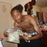 Michael Stella Photo 17