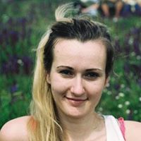 Claire Evans Photo 36