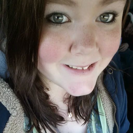 Samantha Barber Photo 24