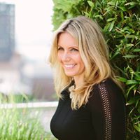 Jennifer Grove Photo 43