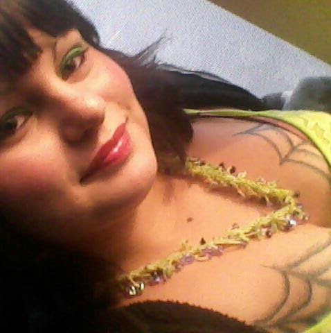 April Estes Photo 17