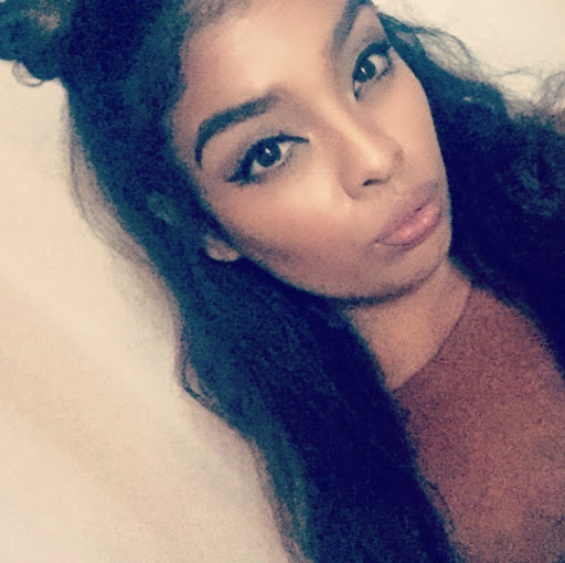 Diane Hernandez Photo 18