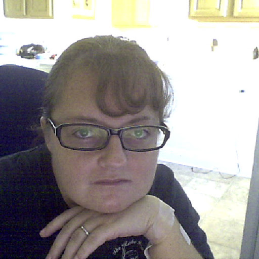 Carrie Lewis Photo 16