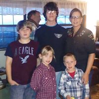 Julie Smiley Photo 14