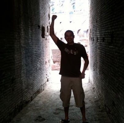 Ly Tran Photo 19