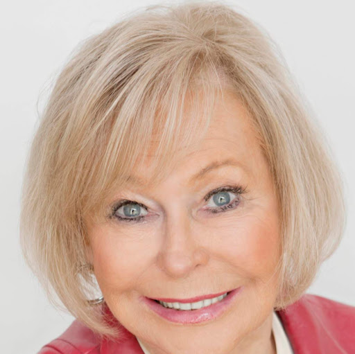 Helen Schmidt Photo 35