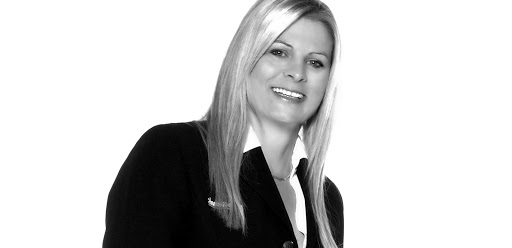 Vicki Collins Photo 6