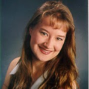 Vicki Larsen Photo 10