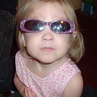 Elizabeth Mccollum Photo 29