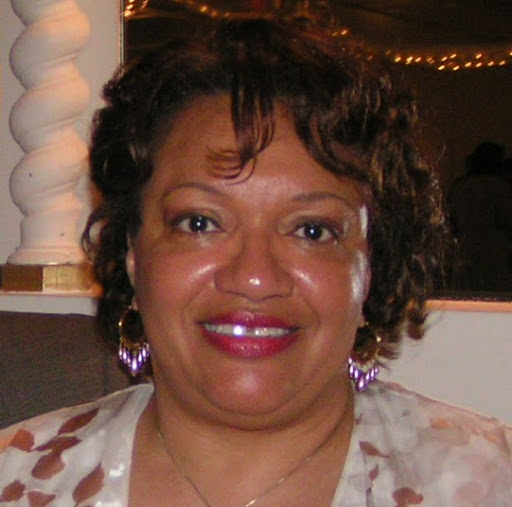Renee Marshall Photo 21