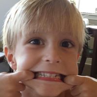 Stephanie Cross Photo 27