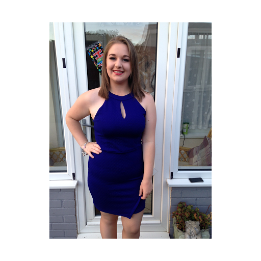 Victoria Cram Photo 5