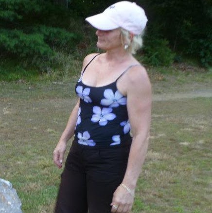 Pamela Holmes Photo 15