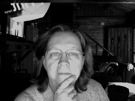 Lori Mills Photo 22