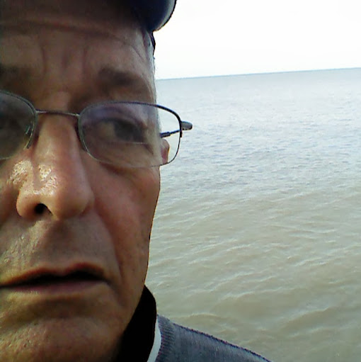 Phillip Warren Photo 21