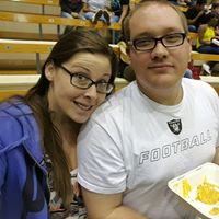 Stephanie Carlin Photo 30