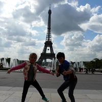 Juliet Sharpe Photo 3