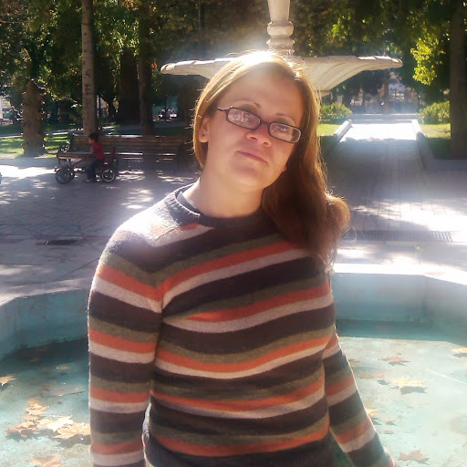 Beatriz Calderon Photo 7