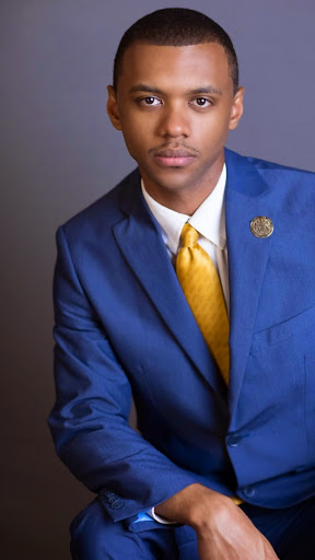 Tyler Hunter Photo 15