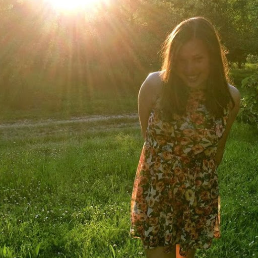 Laura Kirkpatrick Photo 36