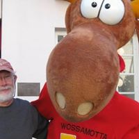 Hugh Downing Photo 6