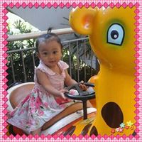 Kristin Reyes Photo 9