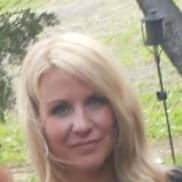 Julie Williamson Photo 26