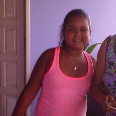 Julia Olivera Photo 9