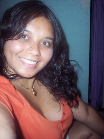 Christina Rodriguez Photo 17