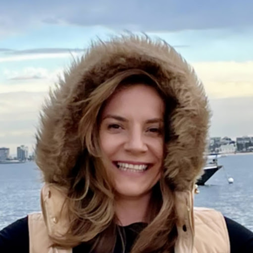 Elizabeth Mccormack Photo 11