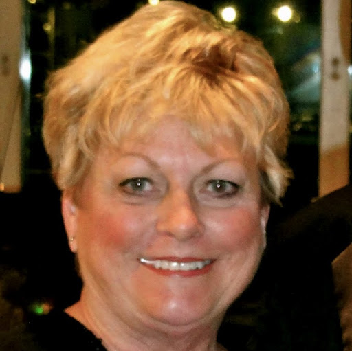 Donna Wozniak Photo 15