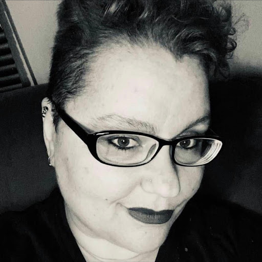 Colleen Lyons Photo 33