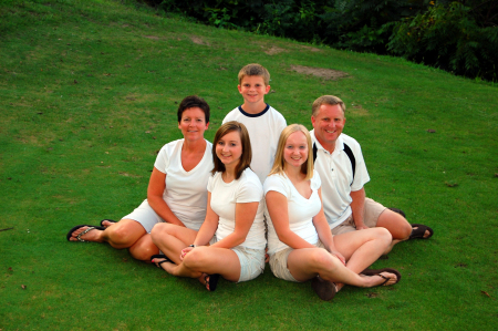 Angie Gallagher Photo 28