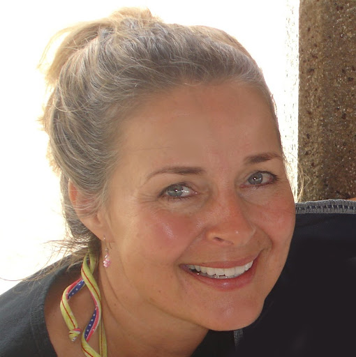 Paula Snyder Photo 39