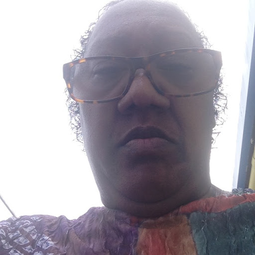 Kathryn Dixon Photo 13