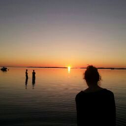 Lisa Naumann Photo 19