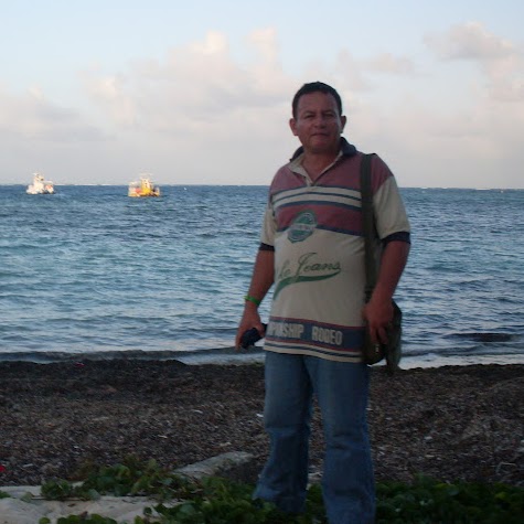 Rodrigo Cardona Photo 16