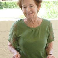 Maxine Crowe Photo 8