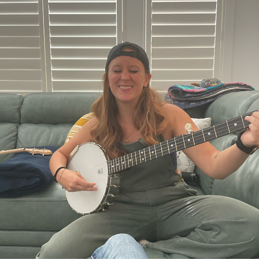 Julie Platt Photo 15