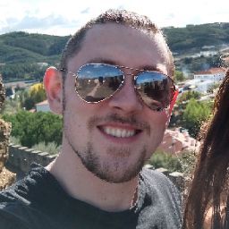 Joseph Quinn Photo 36