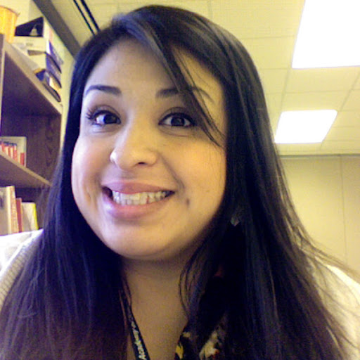 Cindy Castaneda Photo 17