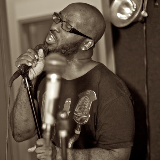 Carl Brown Photo 27