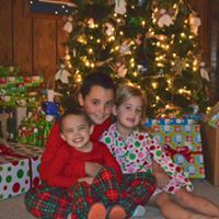 Vickie Rhodes Photo 34