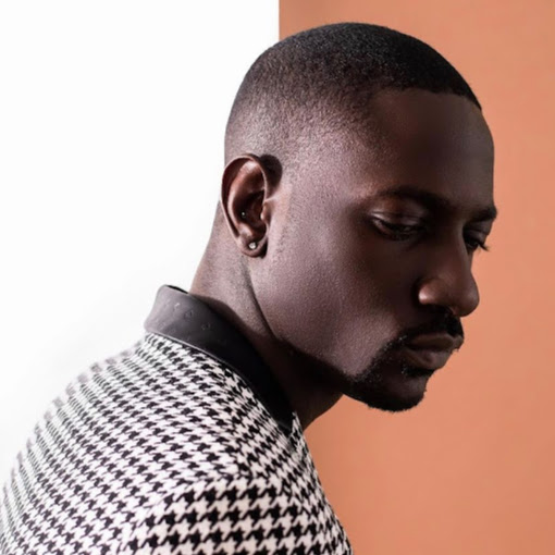 Justin Small Photo 16