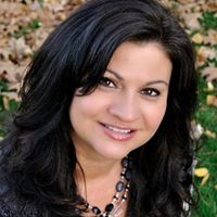 Theresa Hendricks Photo 16