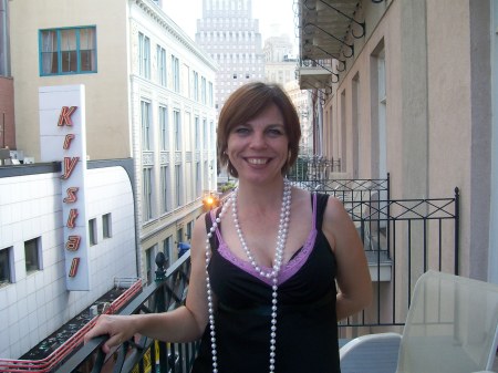 Jennifer Bell Photo 24