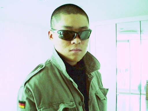 Jin Hahn Photo 9