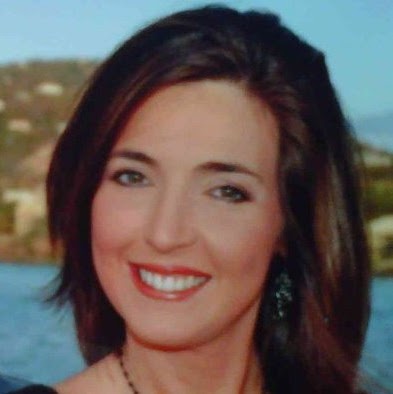 Kelly Sanders Photo 3