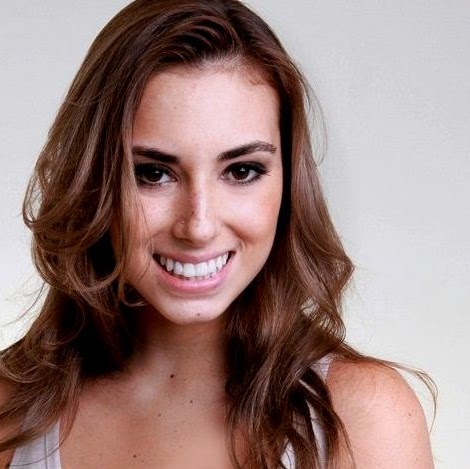 Angela Muller Photo 18